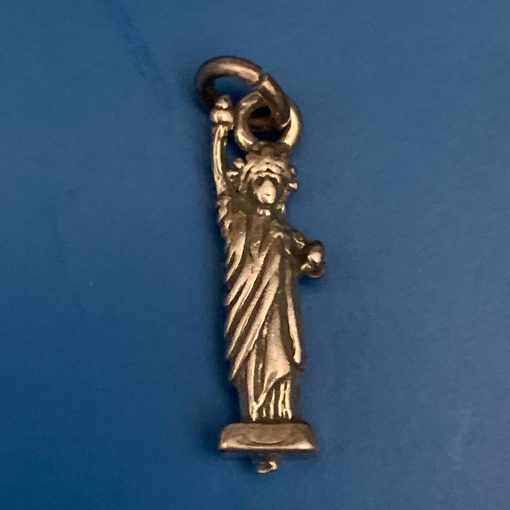 .925 Statue of Liberty Sterling Silver Jewelry Charm #NYC #travel